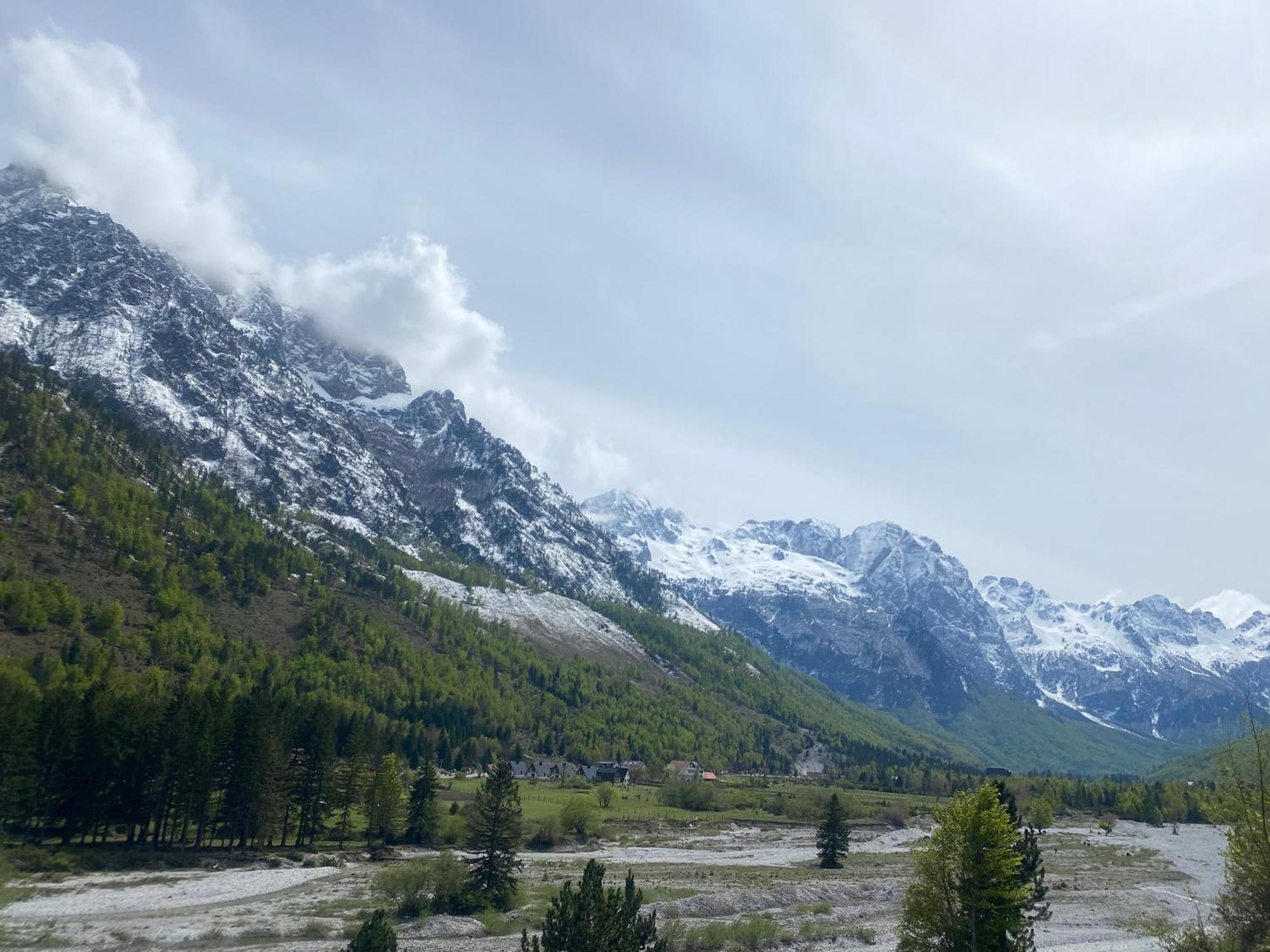Guesthouse Mountain Валбона Екстериор снимка